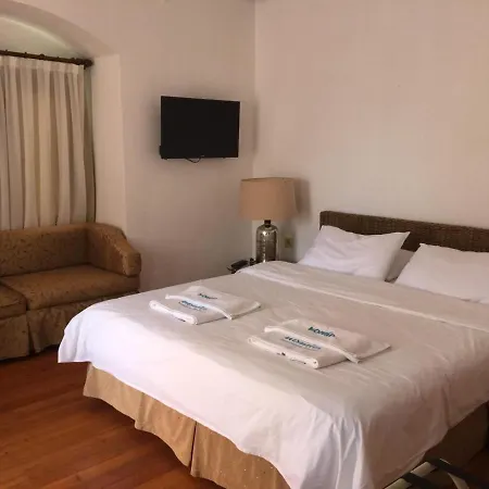 מלון Nomia Boutique