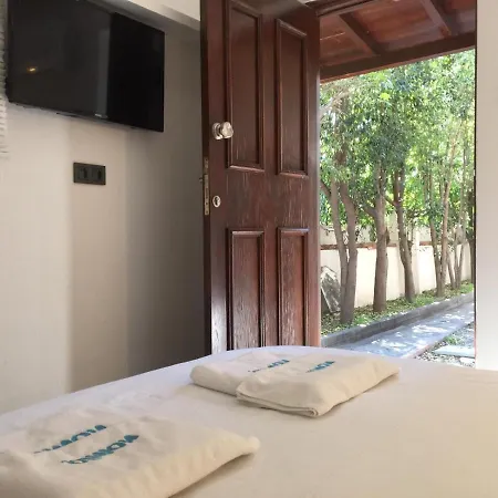 Nomia Boutique יאליקאבאק