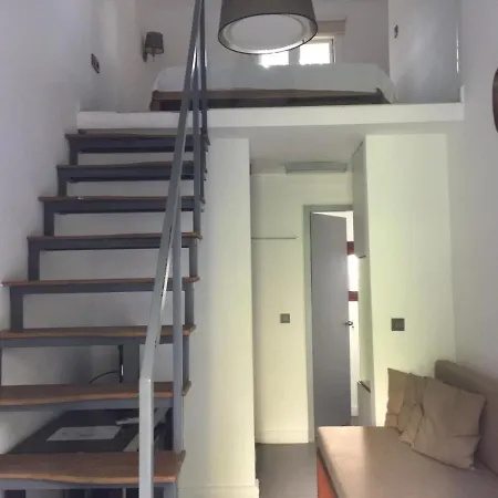 Nomia Boutique Hotel 3*