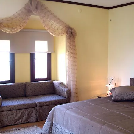 Nomia Boutique מלון