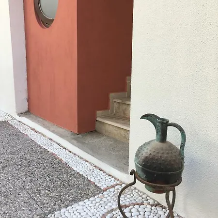 Nomia Boutique מלון יאליקאבאק