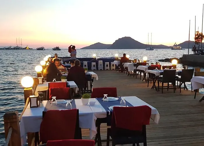Nomia Boutique 3*