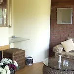 Nomia Boutique 3*