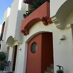 Nomia Boutique 3*