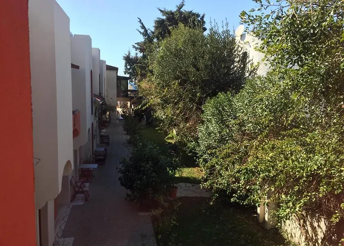 Nomia Boutique Hotel 3*